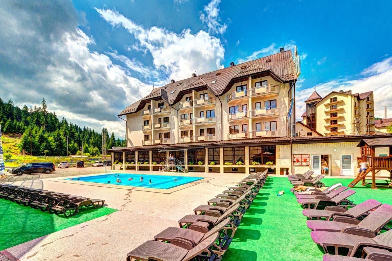 Continental Spa Resort Bukovel Exterior foto